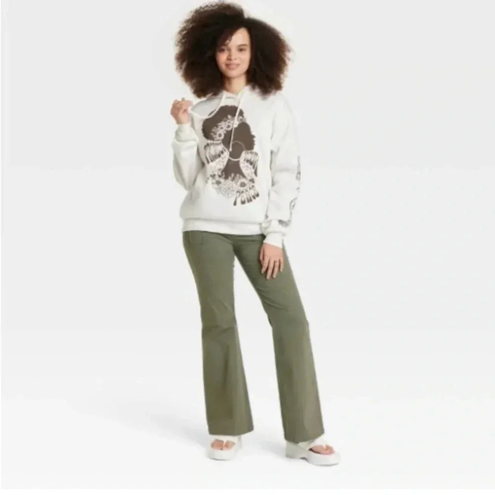 Modern Lux Women's Protect Your Peace Graphic Sweatshirt - Cream
